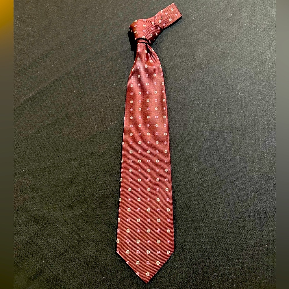 Brooks Brothers Burgundy Flower Pattern Neck Tie